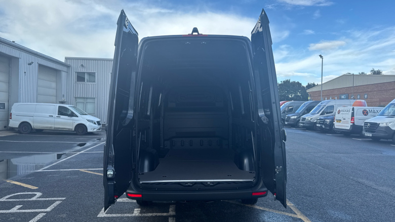 Mercedes-Benz Sprinter 315Cdi L2 Diesel Rwd 3.5t H2 Pro Van